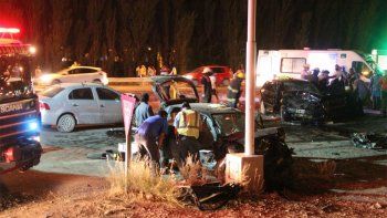 ruta 7: choque multiple dejo cuatro heridos de gravedad ruta 7: choque multiple dejo cuatro heridos de gravedad