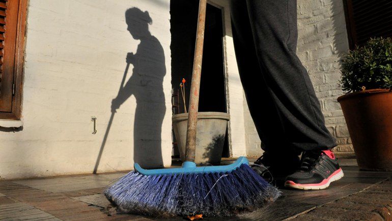 Piden respetar derechos de trabajadoras domésticas