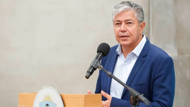 El gobernador Rolando Figueroa emprendió una corta gira por los Estados Unidos.