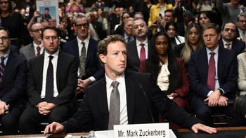 marck zuckerberg facebook.jpg