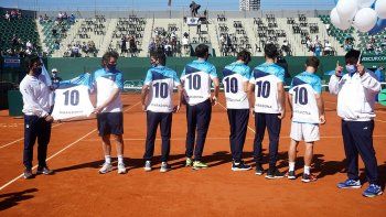 davis: el emotivo homenaje del equipo argentino a maradona davis: el emotivo homenaje del equipo argentino a maradona