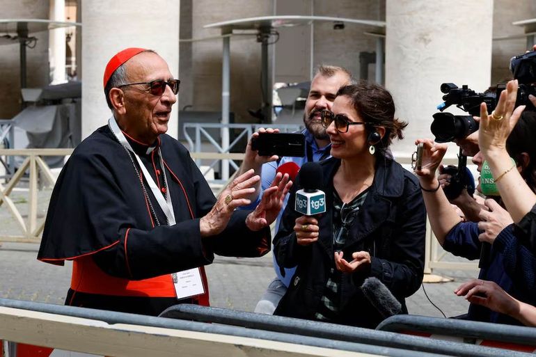 El cardenal español Juan José Omella en el Vaticano en los días previos al cónclave El cardenal español Juan José Omella en el Vaticano en los días previos al cónclave