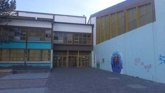 Dos porteros se intoxicaron por pérdida de gas en una escuela
