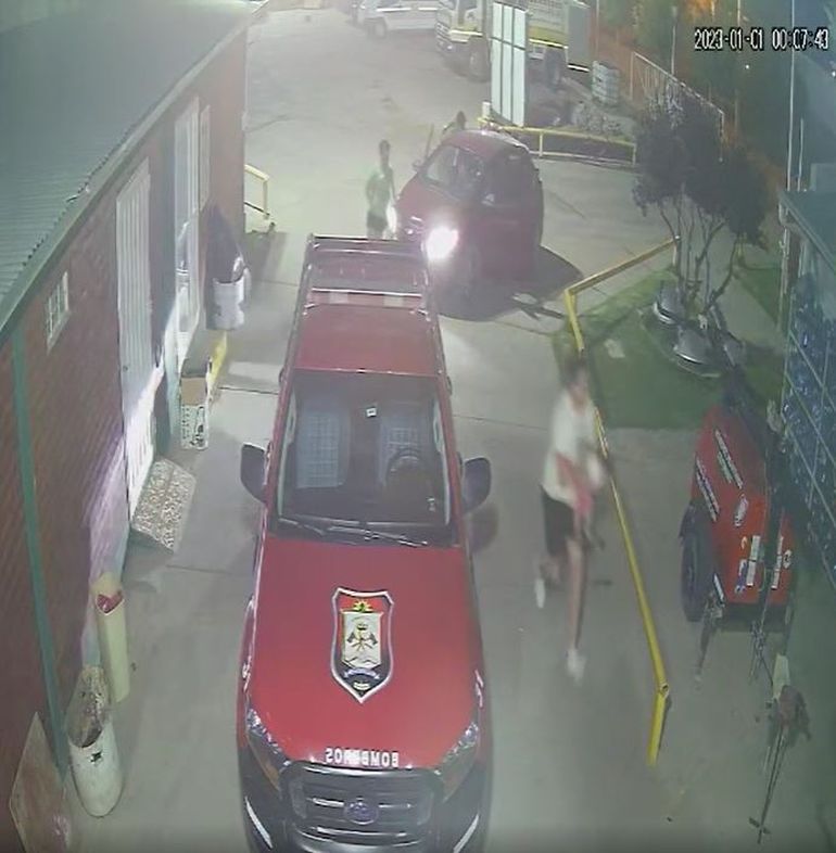 Los bomberos de Centenario salvaron a una beba en los primeros minutos del año