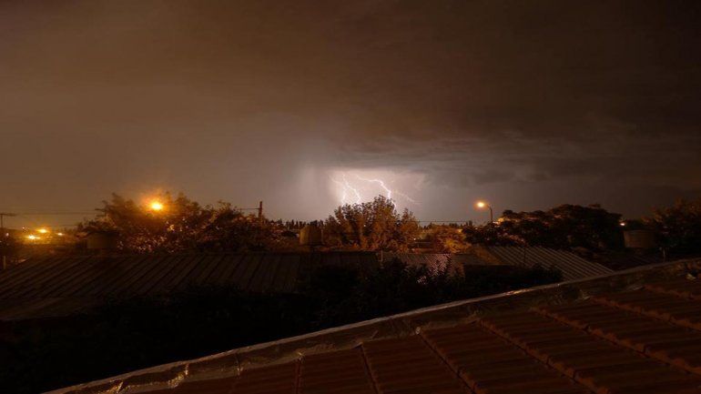 Hay pronóstico de calor para la tarde y tormentas para la noche