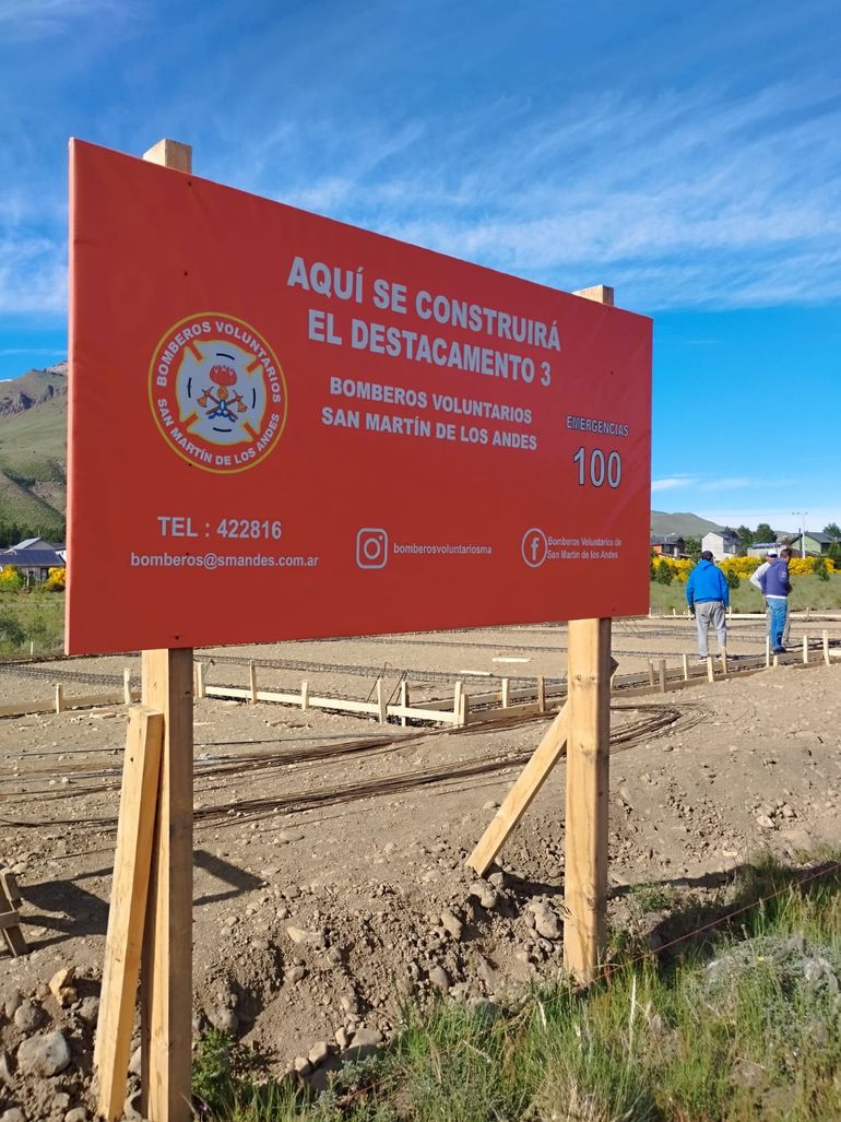 El nuevo cuartel de bomberos de San Martín de los Andes. El nuevo cuartel de bomberos de San Martín de los Andes.