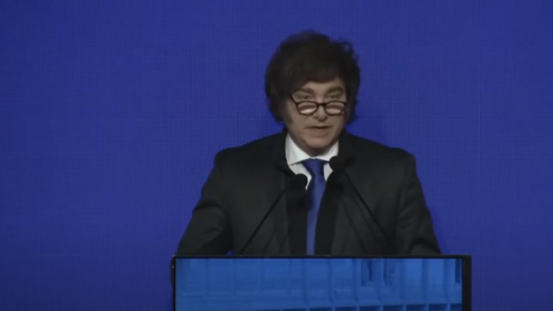 Milei dijo por qué ya no lo apoyan los gobernadores y vaticinó que en las elecciones el país se pintará de violeta