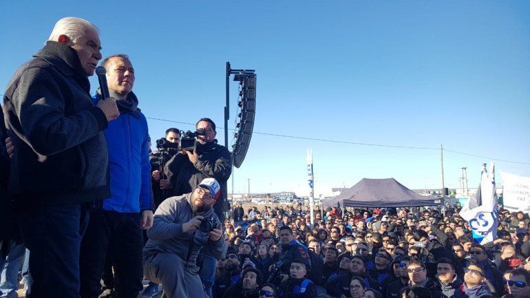 Pereyra convocó a una multitud en Añelo y llamó a defender Neuquén