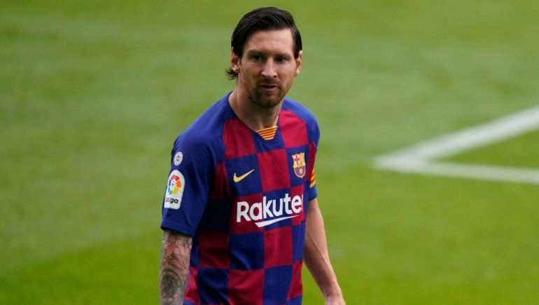 A qué hora Messi busca su gol 700 y qué canal lo pasa