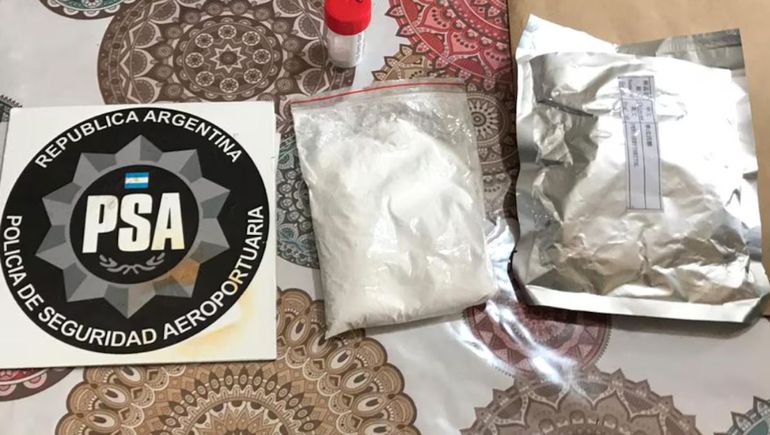 El mercado informal de perfumes importados quedó bajo la lupa tras un caso que derivó en una causa por drogas sintéticas. El mercado informal de perfumes importados quedó bajo la lupa tras un caso que derivó en una causa por drogas sintéticas.