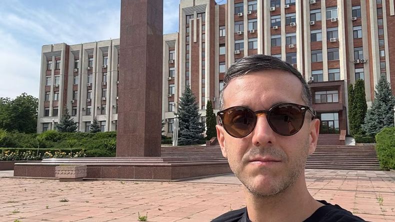 El relato de un argentino que vivió en un país que no existe y está congelado en el tiempo