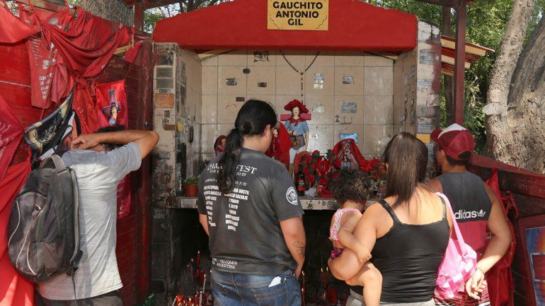El Gauchito Gil recibió pedidos de jóvenes sin trabajo