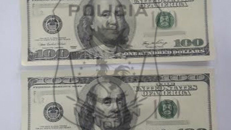 Ahora, un marfileño quiso pagar en un comercio con dólares falsos