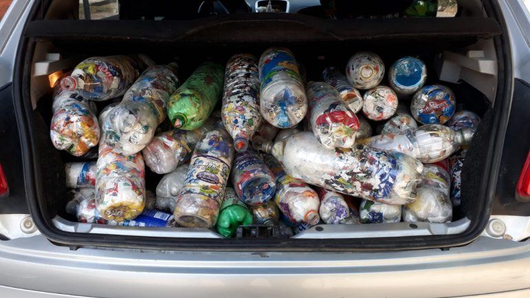 Lanzan una gran campaña para deshacerse de plásticos y papeles