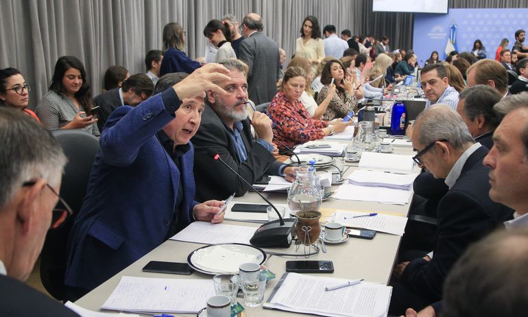 Plenario de comisiones en la Cámara de Diputados de la Nación, en el cual se aprobó el tratamiento de la Ley Bases. Plenario de comisiones en la Cámara de Diputados de la Nación, en el cual se aprobó el tratamiento de la Ley Bases.