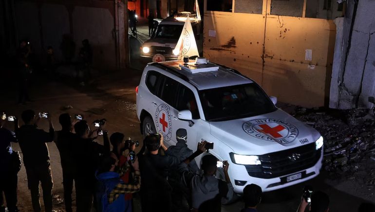 Israel recibió los cuerpos de cuatro rehenes entregados por Hamas en Gaza