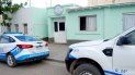 cayeron presos por violar la cuarentena con un arma 