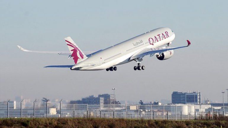 Por la crisis diplomática, Qatar Airwais desvió las rutas aéreas