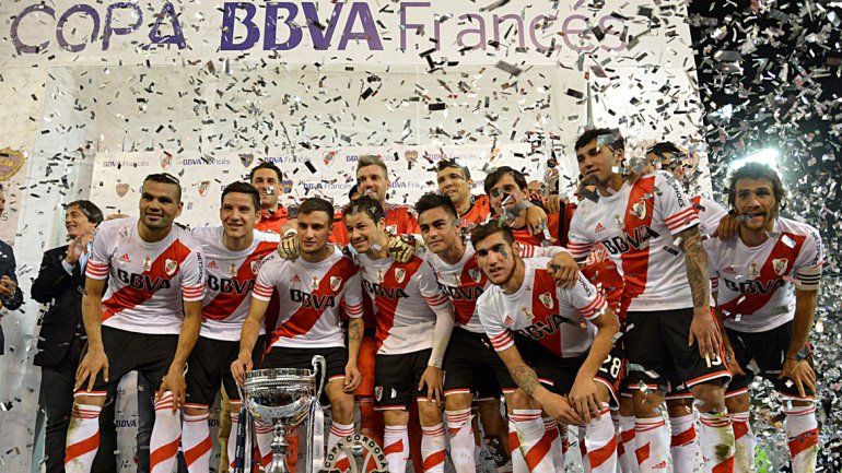 Los jugadores de River en plena consagración en el Mario Alberto Kempes