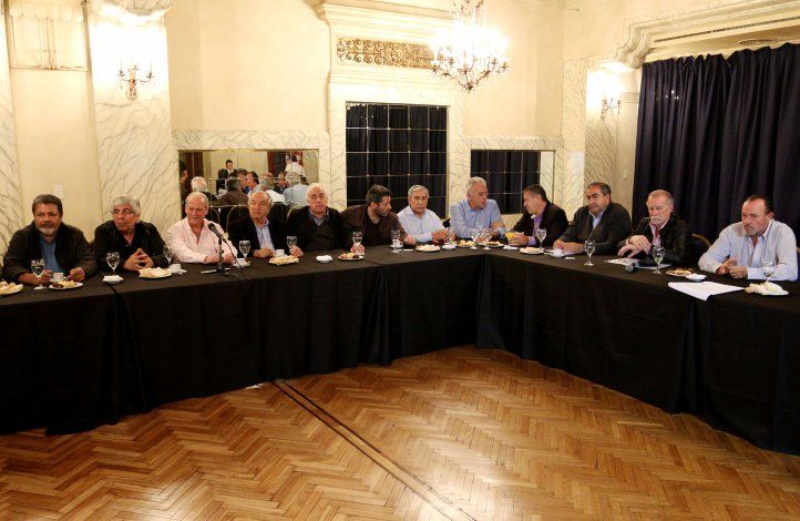 La reunión se realizó en el Hotel Castelar.