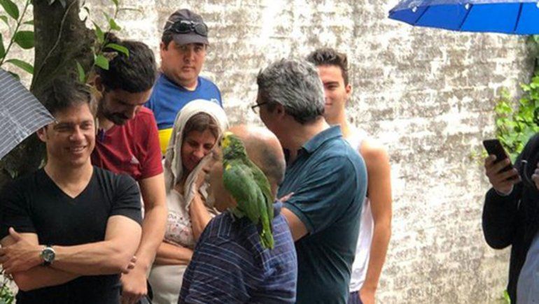 Elecciones curiosas: desde el voto de El Guasón hasta el loro de Kicillof