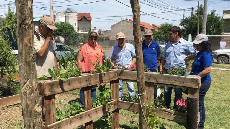 Destacan capacitaciones en las huertas de la ciudad