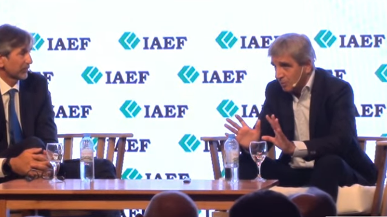 Luis Caputo realizó declaraciones en el 21º&nbsp;Simposio de Mercado de Capitales.