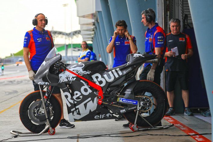 El Moto GP para todas las evoluciones t&eacute;cnicas y las pasa para 2021 con el solo objetivo de reducir los costos.