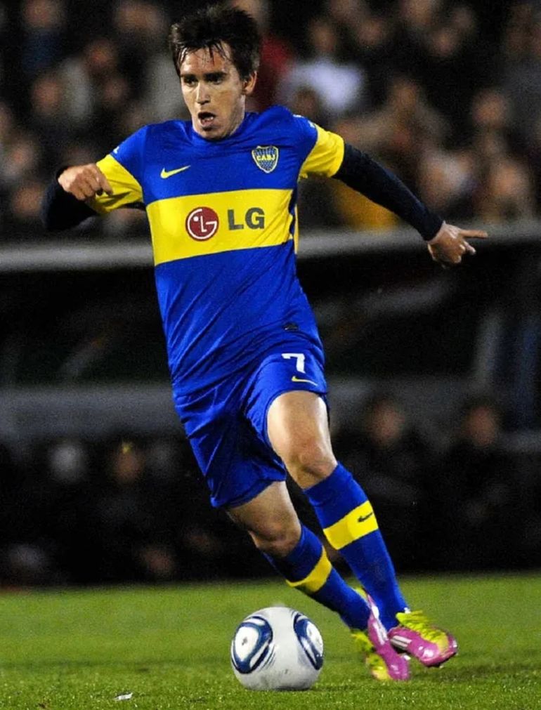 Pablo Mouche con la camiseta de Boca Pablo Mouche con la camiseta de Boca