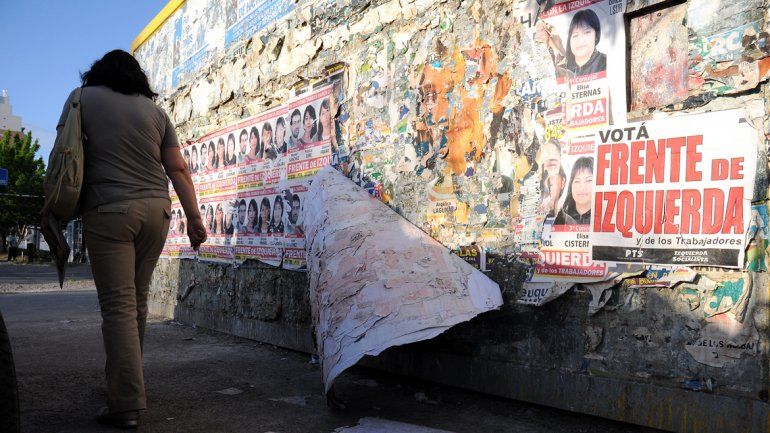 Los afiches ya son parte de la cultura política neuquina.