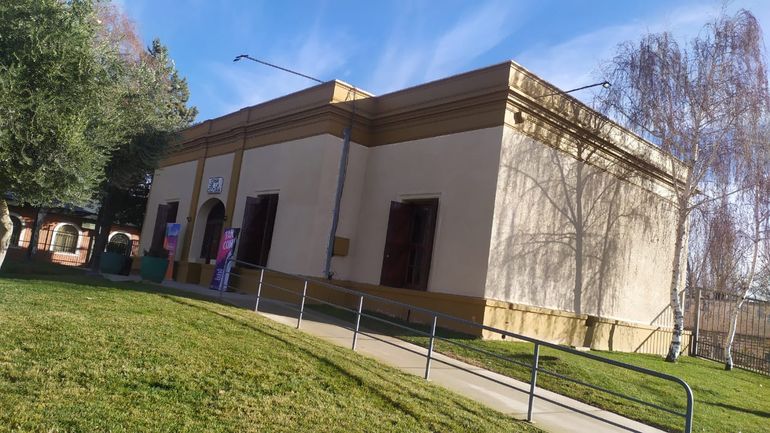 La pintura fantasmagórica de la Casa Martellotta de Plottier