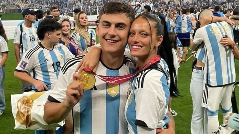 Ninguna botinera: Oriana Sabatini contó cómo se lleva con las otras esposas de la Selección Argentina