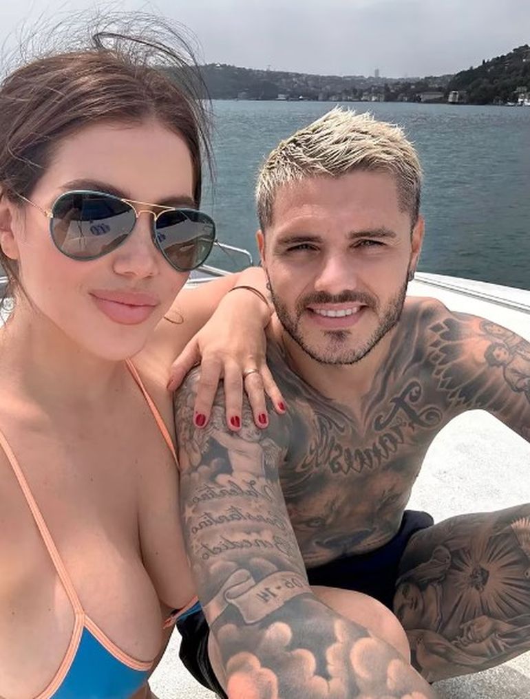 Mientras tanto, Wanda y Mauro disfrutan del verano en Turquía. Mientras tanto, Wanda y Mauro disfrutan del verano en Turquía.