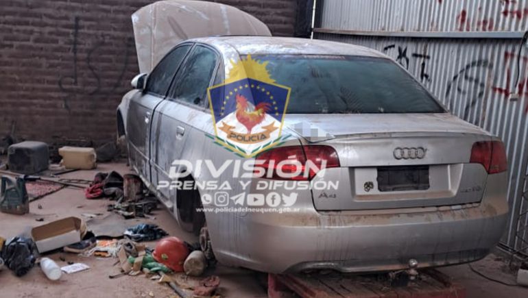 Fueron en busca de un estafador y dieron con un auto robado hace dos años