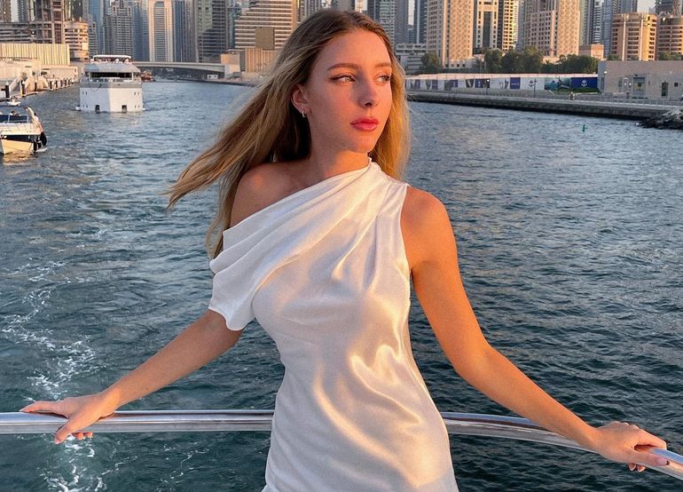 Yulia Vavilova en Dubái. Yulia Vavilova en Dubái.