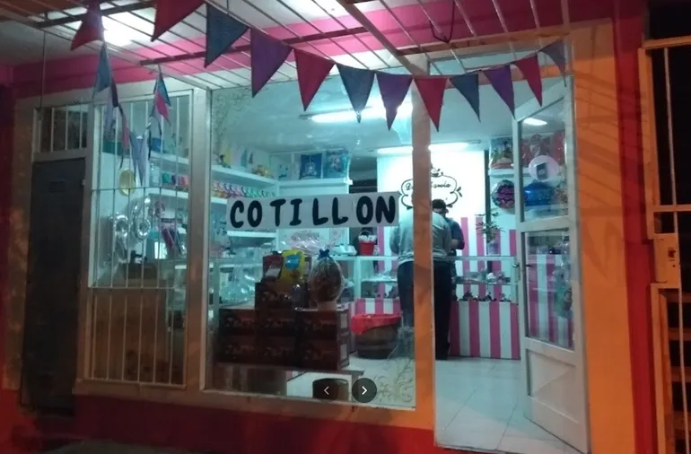 El cotillón El cotillón