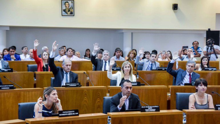 Asumieron los nuevos concejales con varias curiosidades a la hora de la jura