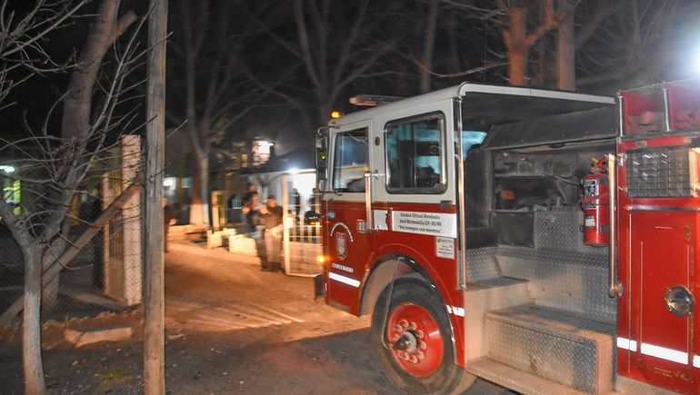 Un preso murió y otro está grave tras un incendio en la U11