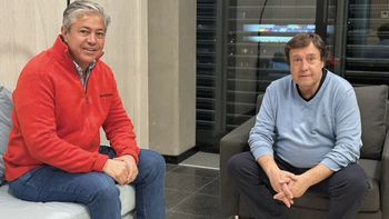 Rolando Figueroa y Alberto Weretilnek reunion.jpg