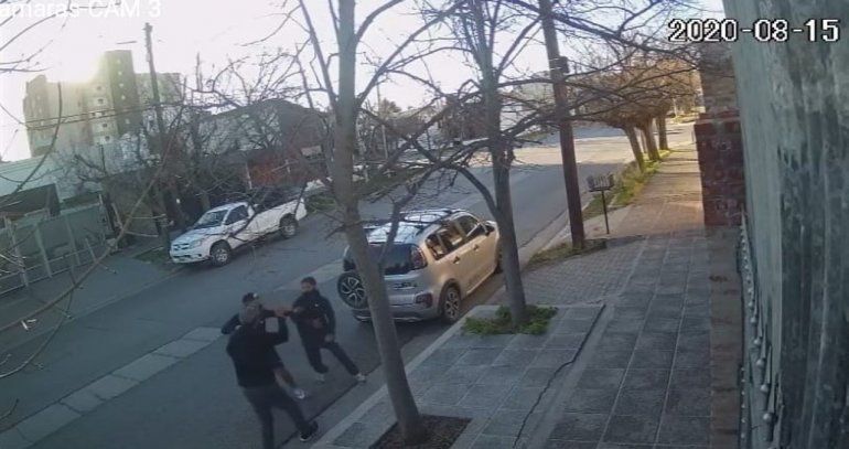 Centro Oeste: lo encañoraron y le robaron el auto