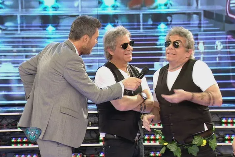 Otros tiempos, en los que los conductores tenían buena relación y Beto visitaba el estudio de Marcelo para divertirse con su imitador. Otros tiempos, en los que los conductores tenían buena relación y Beto visitaba el estudio de Marcelo para divertirse con su imitador.