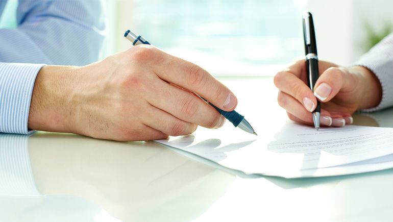 Multa ejemplar contra empresa que confundió a cliente con un contrato oscuro