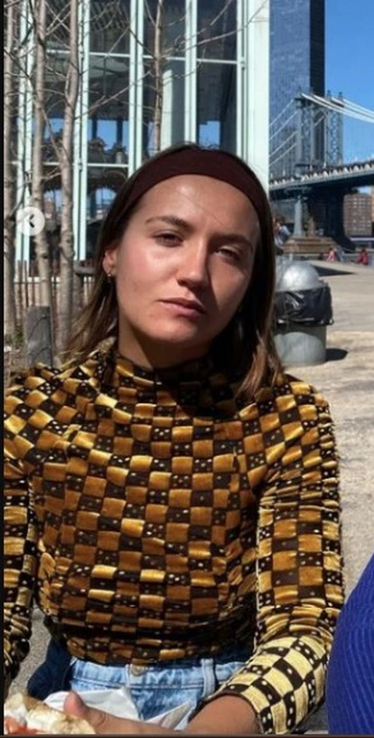 Lucía, de 22 años, vive en Hawái y trabaja de empleada doméstica según contó Maru Botana. Lucía, de 22 años, vive en Hawái y trabaja de empleada doméstica según contó Maru Botana.