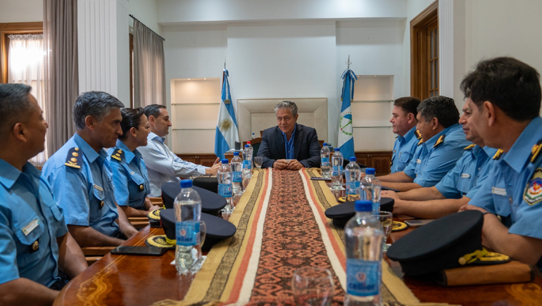 Días atrás, el gobernador junto al ministro de Seguridad, Matías Nicolini, se reunieron con la cúpula de la Policía Días atrás, el gobernador junto al ministro de Seguridad, Matías Nicolini, se reunieron con la cúpula de la Policía