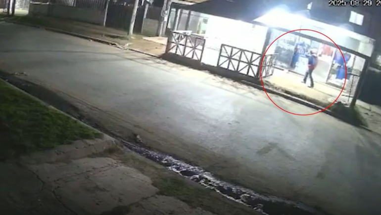 Aberrante: un borracho la violó cuando volvía del trabajo, le pidió perdón y escapó