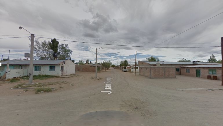 Ladrones entraron a robar a una casa y apuñalaron al dueño