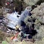 Los equipos de rescate localizaron los restos del helicóptero en una zona de difícil acceso de Santa Catarina, Brasil. | LM Neuquen Los equipos de rescate localizaron los restos del helicóptero en una zona de difícil acceso de Santa Catarina, Brasil.