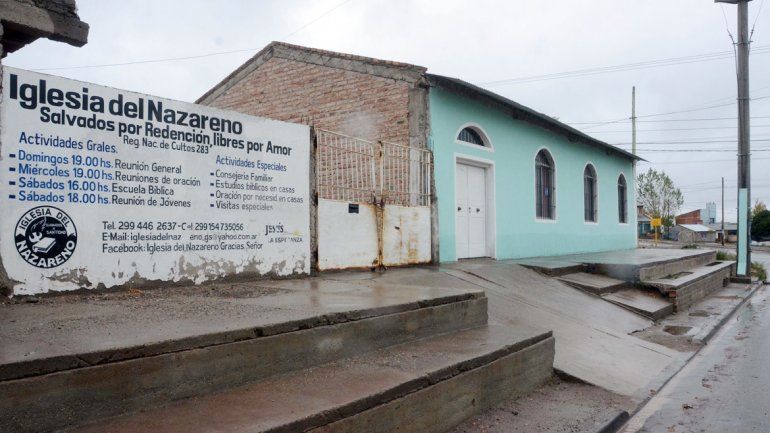 La zona oeste de la capital es un reducto de la fe. Los evangélicos son mayoría. Salen a relevar para ver si reúnen los requisitos para funcionar.