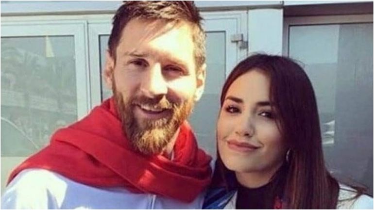 Lali Espósito y un encuentro retro con Lionel Messi Lali Espósito y un encuentro retro con Lionel Messi