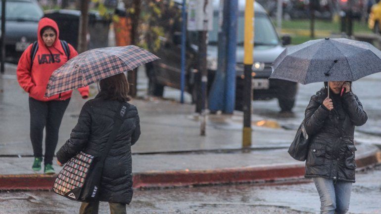 Lloverá al menos hasta el miércoles en el Alto Valle